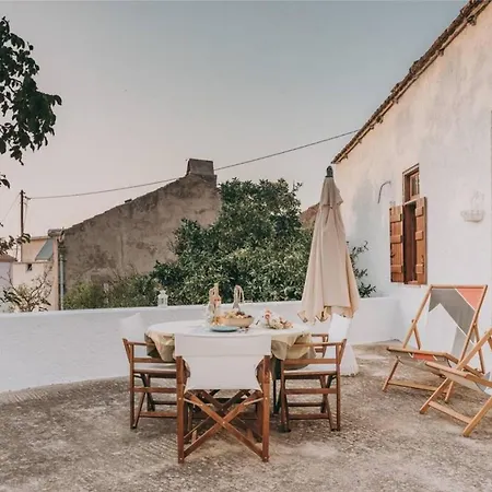 بيت للعطل Melody House In Roústika